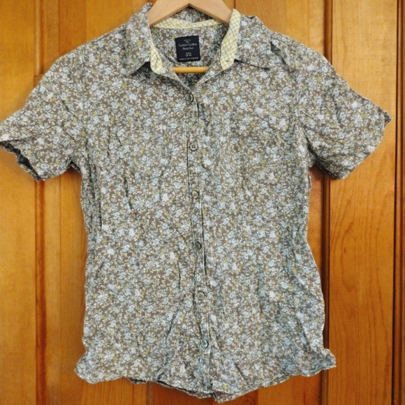 100% cotton Vintage Small Faded Glory Button Up Olive Blue florals - Picture 1 of 5